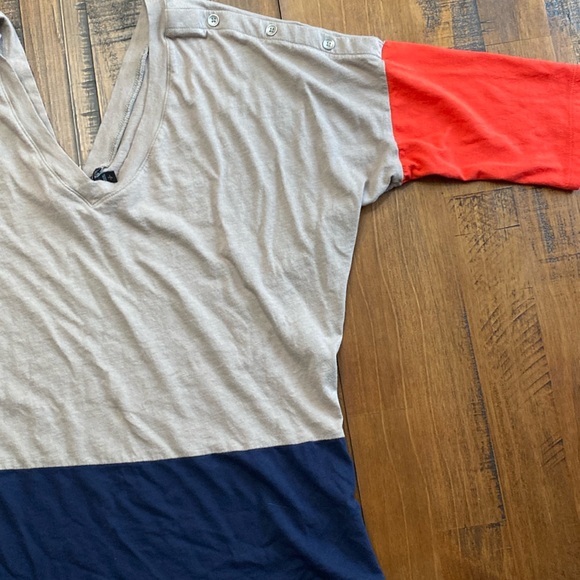 Express color block top - Picture 1 of 2